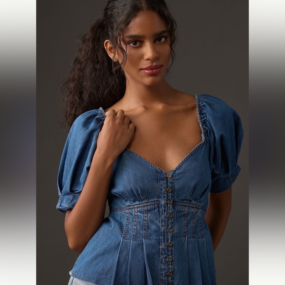 🌍 Anthropologie Pilcro short sleeve flouncy babydoll denim blue tied bow top 14